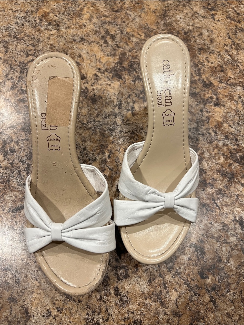 Cathy Jean White Knot Leather Slide Mules